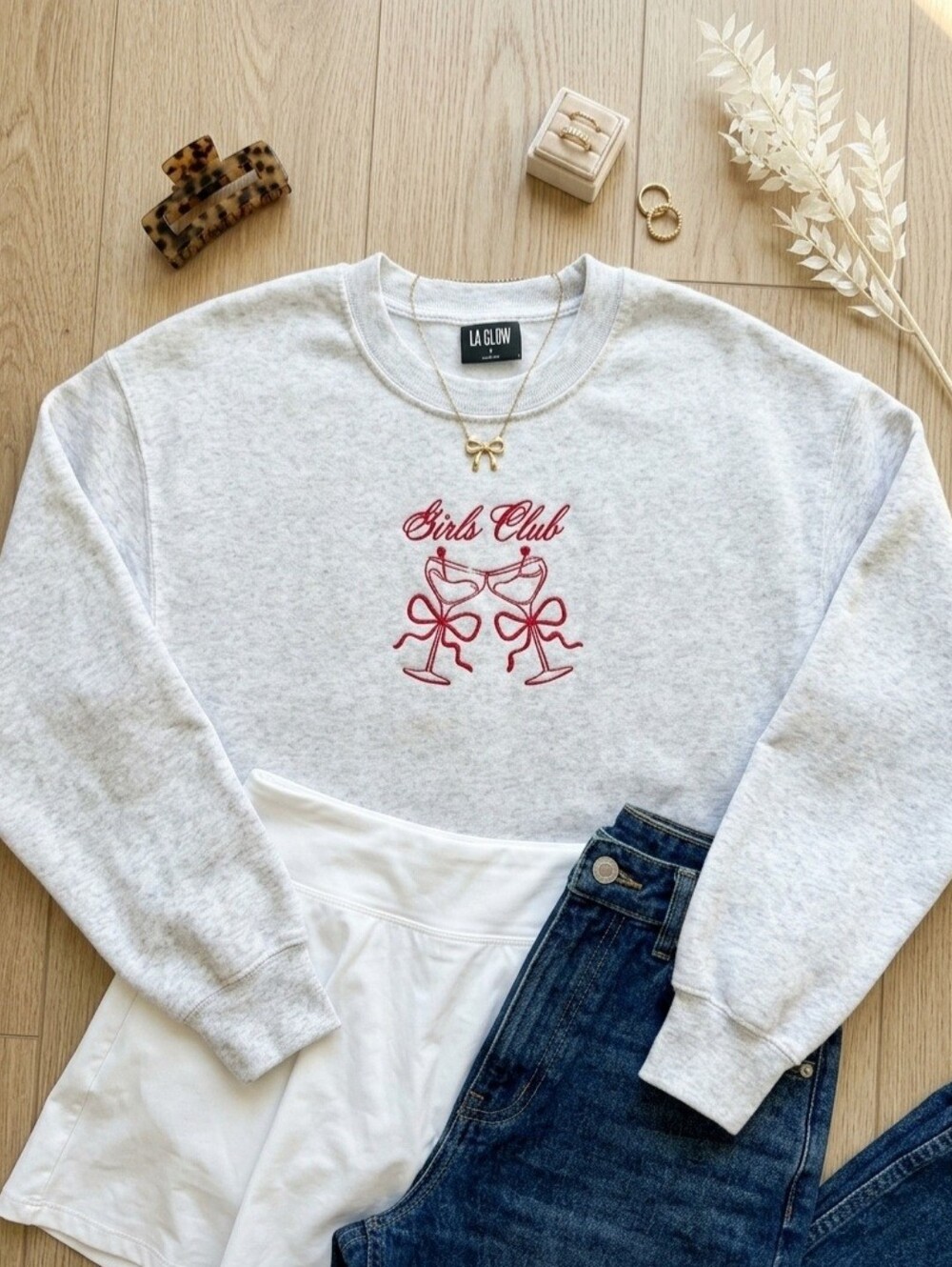 🎀Girls Club Coquette Bow Wine Glass Embroidered Crewneck Gray Small